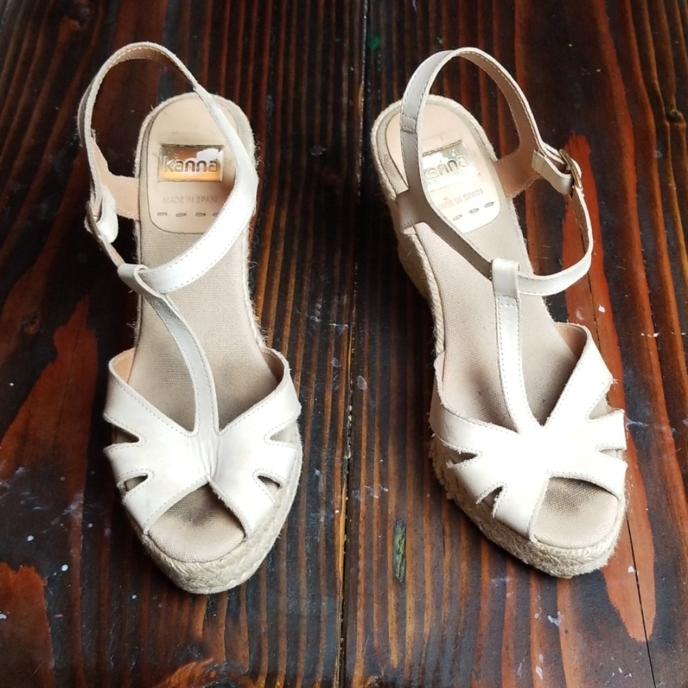 Kanna Leather Wedges